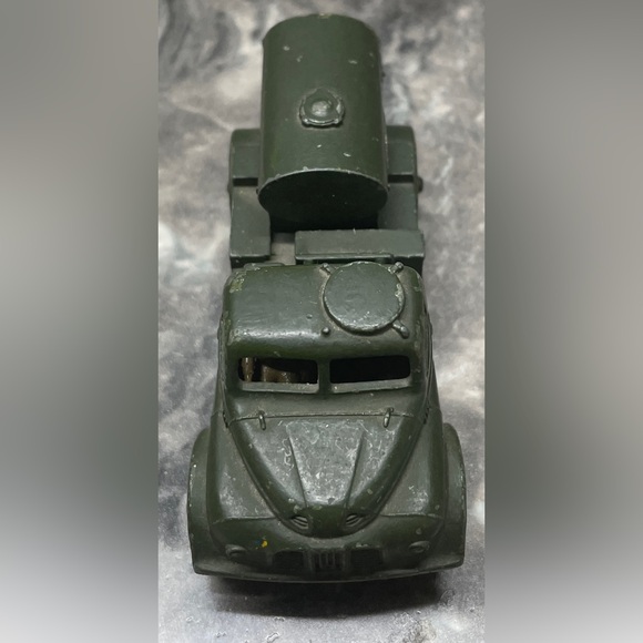 VINTAGE DINKY TOYS 643 ARMY WATER TANKER - Picture 3 of 8
